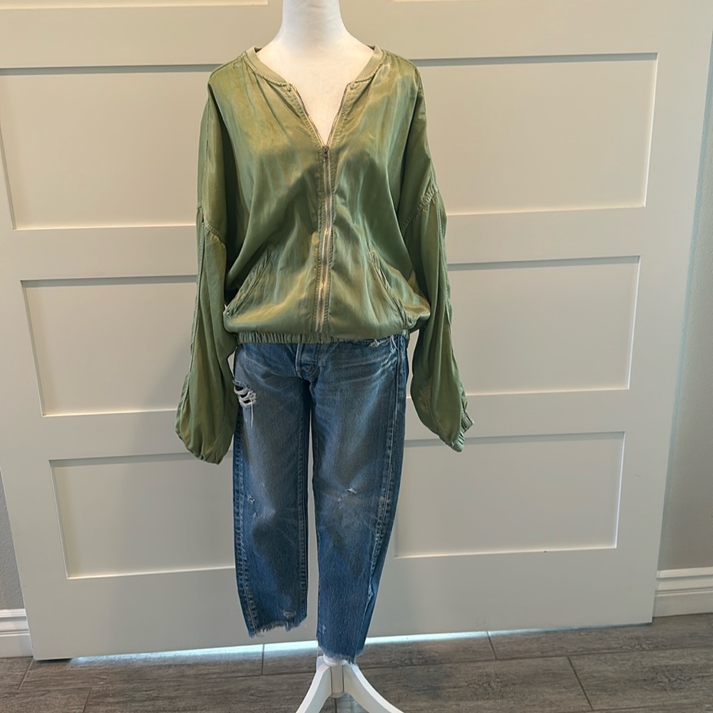 LIFE NATURE LOVE Green Bomber Jacket